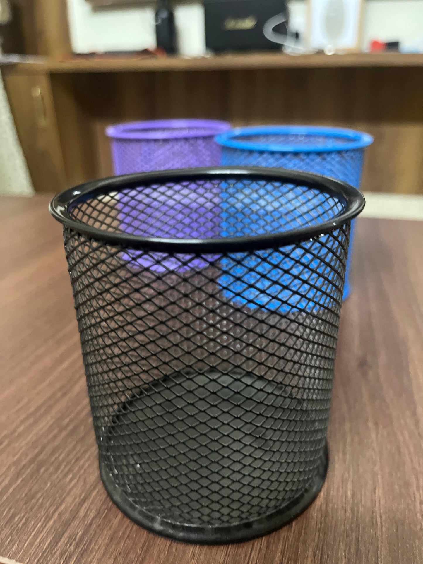 Metal Mesh Pen Holder | Colorful Desk Organizer (Black, Blue, Purple)
